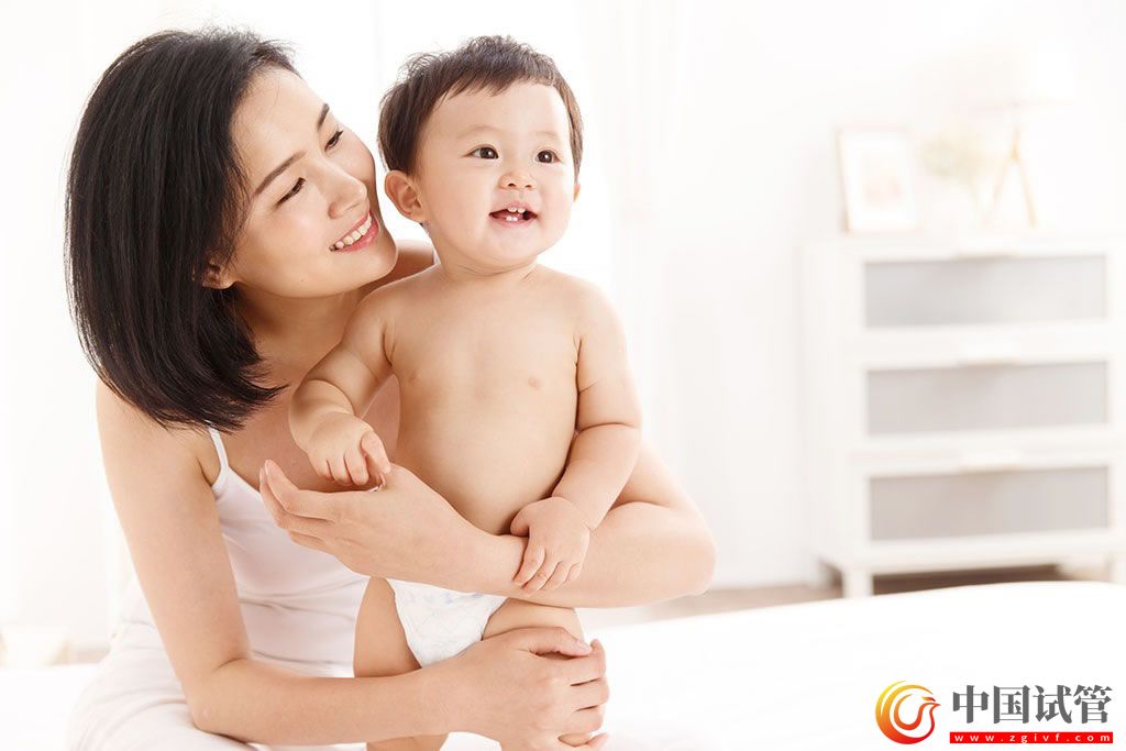 通遼第三代試管嬰兒價(jià)格，多少錢？(圖1)